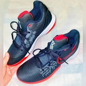 Nike Kyrie Flytrap 2 (  men’s basketball 🏀 shoes 👟)
